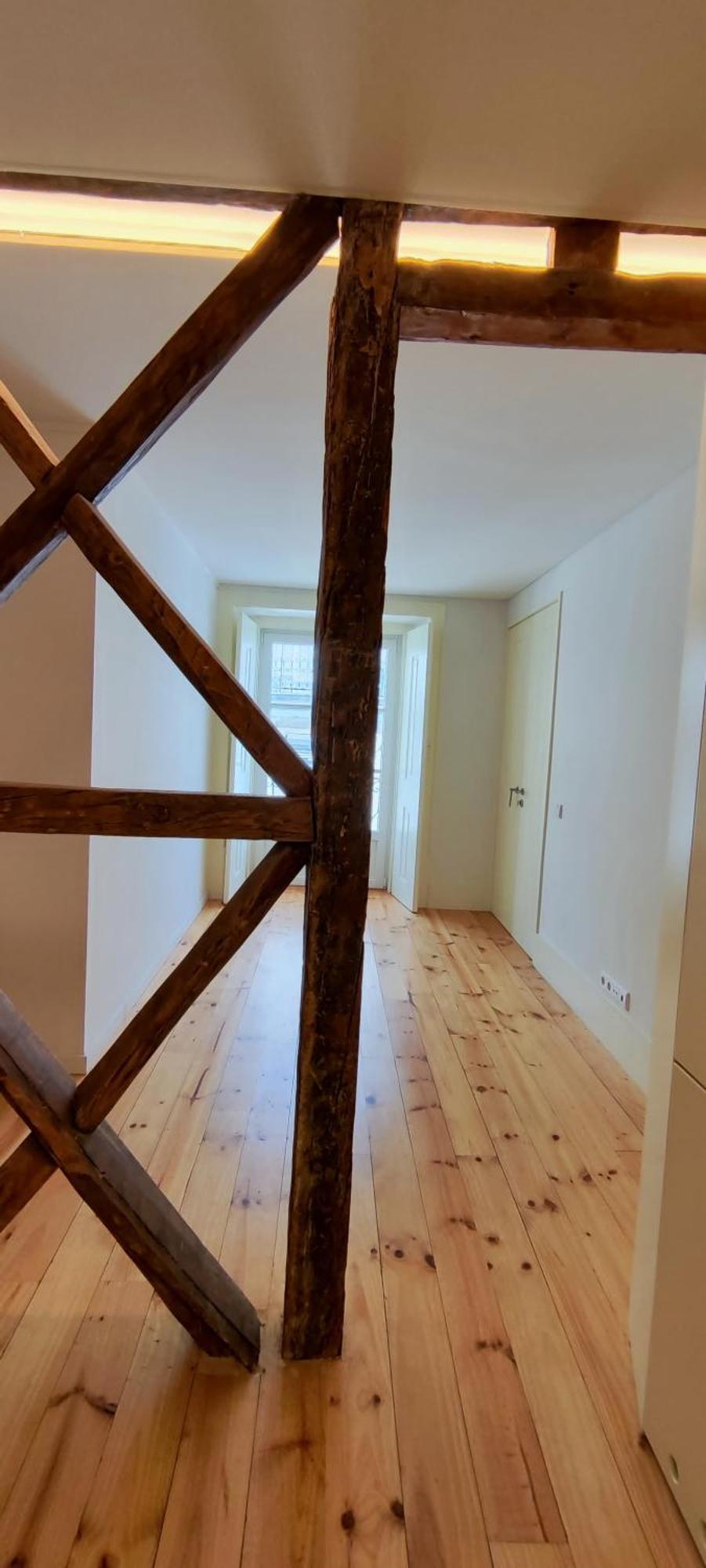 Suite In Cozy Apartment In Chiado In Shared House リスボン エクステリア 写真